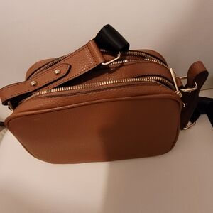 💙Brown Crossbody Bag with Gold Accents